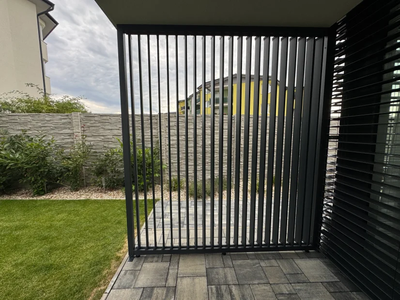 Hliníková lamela falcovaná - Dĺžka AL lamely: 1,2m, Povrchová úprava RAL: Antracit